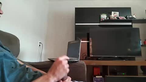 Snapshot of brocklow chatting on 13, 12, 2024 Derek Richard online show from 13, 12, 2024