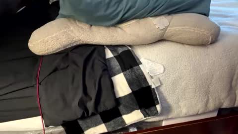 brownbootie1 online show from 13, 1, 2026