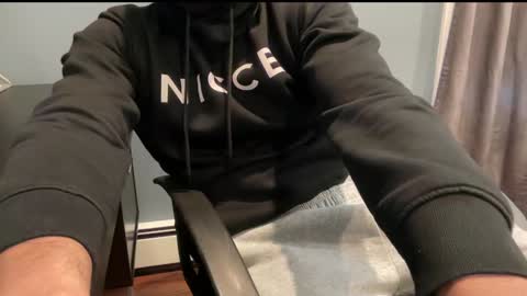 Snapshot of brownboy6999 chatting on 6, 1, 2025 brownboy6999 online show from 6, 1, 2025