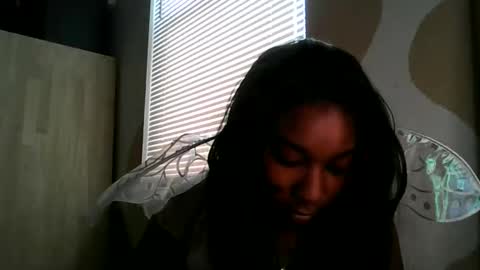 Snapshot of brownsugarcutie3 chatting on 31, 10, 2025 Brownsuagrcutie online show from 31, 10, 2025