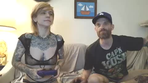 Snapshot of brt37 chatting on 2, 2, 2026 Canadiantryoncouple online show from 2, 2, 2026