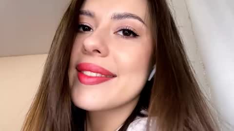 Lina online show from 15, 10, 2025
