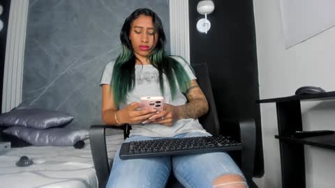 brunette online show from 5, 1, 2025