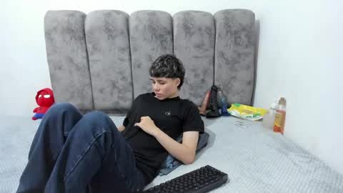 Snapshot of bruno_cruz chatting on 13, 6, 2026 Bruno Cruz online show from 13, 6, 2026