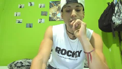 Snapshot of brunocuttie94 chatting on 7, 6, 2026 Join my fan club here 150 tokens a month online show from 7, 6, 2026