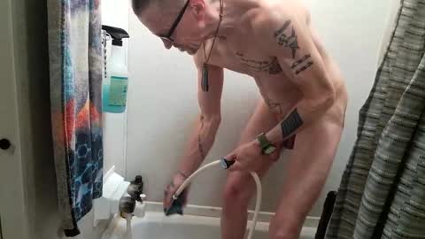 Snapshot of brushsquach chatting on 17, 3, 2026 Steve... aka SkinnieDippin aka TimberTramp online show from 17, 3, 2026