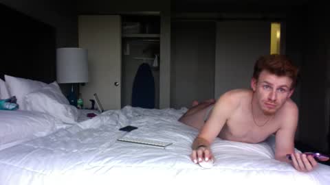 Snapshot of brxdd88 chatting on 28, 10, 2025 BRADDY online show from 28, 10, 2025