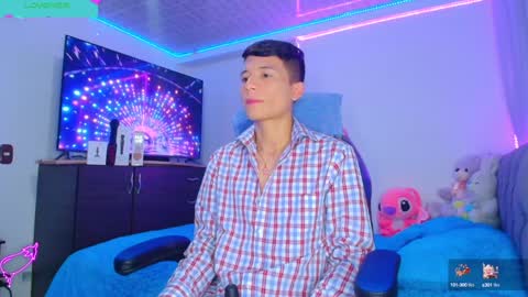 BRYAM INDEPENDENT MODEL online show from 3, 1, 2025