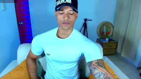 Snapshot of bryan_boy_ chatting on 21, 4, 2026 bryan online show from 21, 4, 2026