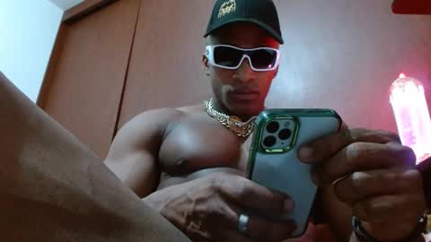 Enjoy the best muscle straws   online show from 9, 3, 2025