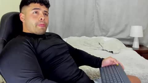 bryan stoness online show from 17, 12, 2024