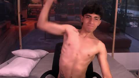 Snapshot of bryant_connor chatting on 8, 11, 2025 Branyt online show from 8, 11, 2025