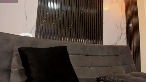 Bryxon  online show from 26, 1, 2025