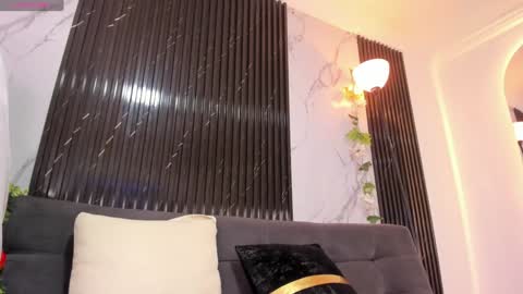 Bryxon  online show from 6, 2, 2025