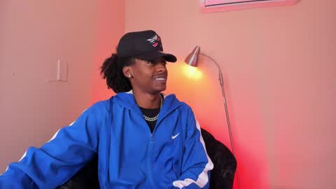 Bryxon  online show from 25, 2, 2025