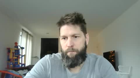 bubblebee1982 online show from 4, 1, 2025