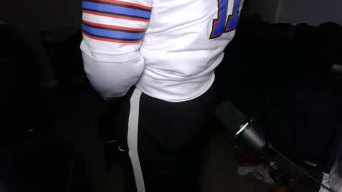 BubblebuttBdn online show from 6, 11, 2025