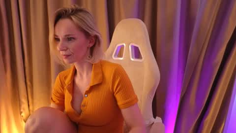 bubbling_crush online show from 12, 2, 2025