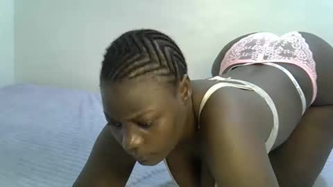 bubbly_ass30 online show from 12, 3, 2026