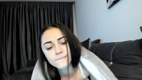 Snapshot of bubyluxe717500 chatting on 28, 4, 2026 bubyluxe online show from 28, 4, 2026