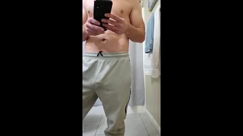 buckwildbrad37 online show from 4, 12, 2025