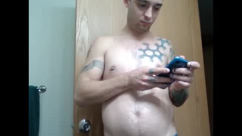 Snapshot of bud42o chatting on 28, 10, 2025 Bud42o online show from 28, 10, 2025