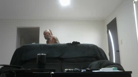 Snapshot of buddaozzie chatting on 17, 7, 2026 hi ladies JOI welcome cum chat online show from 17, 7, 2026