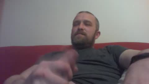 Snapshot of budgie1095 chatting on 7, 1, 2025 budgie1095 online show from 7, 1, 2025