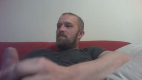 Snapshot of budgie1095 chatting on 8, 1, 2025 budgie1095 online show from 8, 1, 2025
