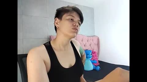 Snapshot of bug2025 chatting on 17, 10, 2025 bug2025 online show from 17, 10, 2025