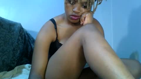 Snapshot of buga_baby chatting on 16, 10, 2025 buga_baby online show from 16, 10, 2025