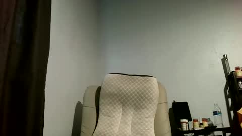 buggish429999 online show from 15, 5, 2026