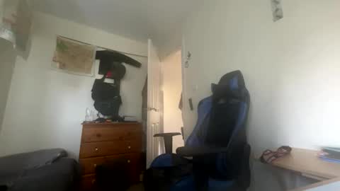 Snapshot of bulkyboners chatting on 31, 1, 2025 ejaculation for 250 online show from 31, 1, 2025