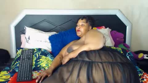 Snapshot of bulkyyass4u chatting on 18, 9, 2025 bulkyyass4u online show from 18, 9, 2025