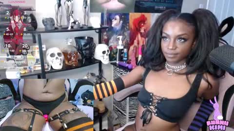 Snapshot of bunniikimi chatting on 15, 9, 2025 Bunnii Kimi online show from 15, 9, 2025