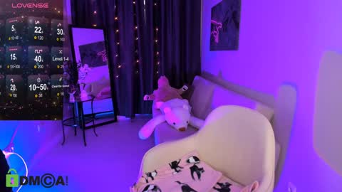 Snapshot of bunny__of_love chatting on 5, 12, 2024 Sasha online show from 5, 12, 2024