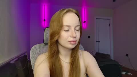 Snapshot of bunny_shinel chatting on 12, 6, 2026 Mary online show from 12, 6, 2026