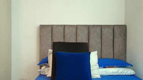 Snapshot of bunny_swtt chatting on 17, 11, 2025 Carolina online show from 17, 11, 2025