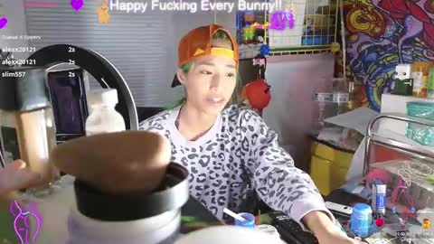 Tokki  bunny  online show from 27, 1, 2025