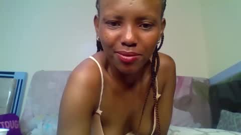 bunnydiva_ online show from 14, 11, 2025