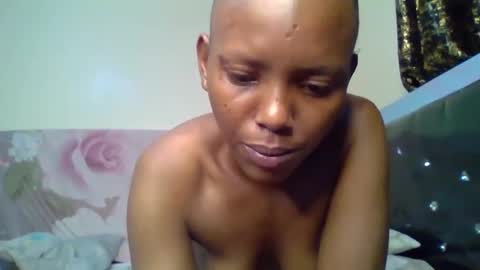 bunnydiva_ online show from 13, 12, 2025