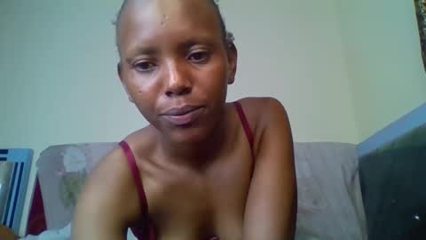 bunnydiva_ online show from 16, 12, 2025