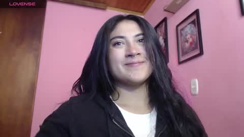 Snapshot of bunnyemilyr0s33 chatting on 5, 11, 2025 bunnyEmilyR0s33 online show from 5, 11, 2025