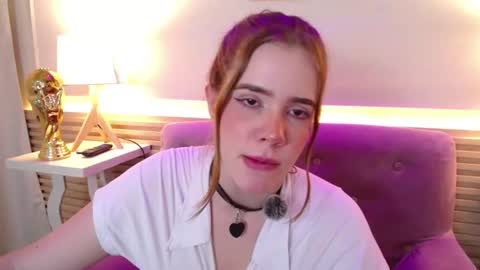 Snapshot of bunnyleahxxx chatting on 17, 7, 2026 ANASTASIA online show from 17, 7, 2026