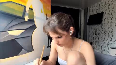 Bella online show from 10, 5, 2026