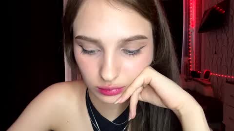 Bella online show from 11, 5, 2026