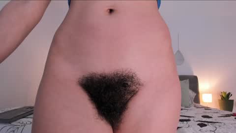 Larisa online show from 4, 2, 2025