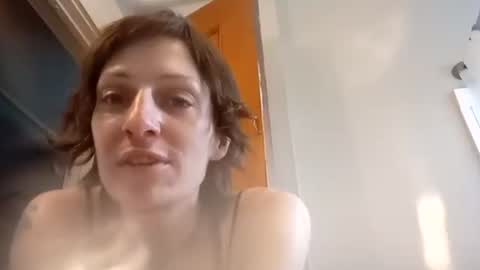 Snapshot of bushwitch chatting on 9, 6, 2026 Hedge online show from 9, 6, 2026