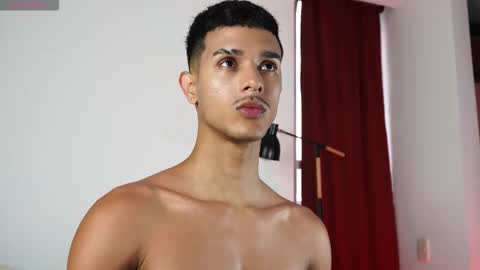 Buster independent model online show from 20, 2, 2026