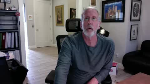 Snapshot of bustinout99 chatting on 8, 1, 2025 afternoon wood online show from 8, 1, 2025